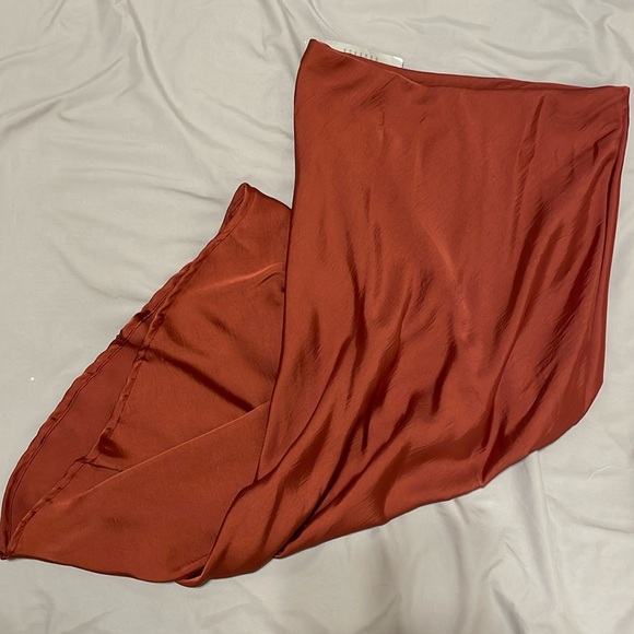 Forgotten grace skirt - Picture 1 of 2